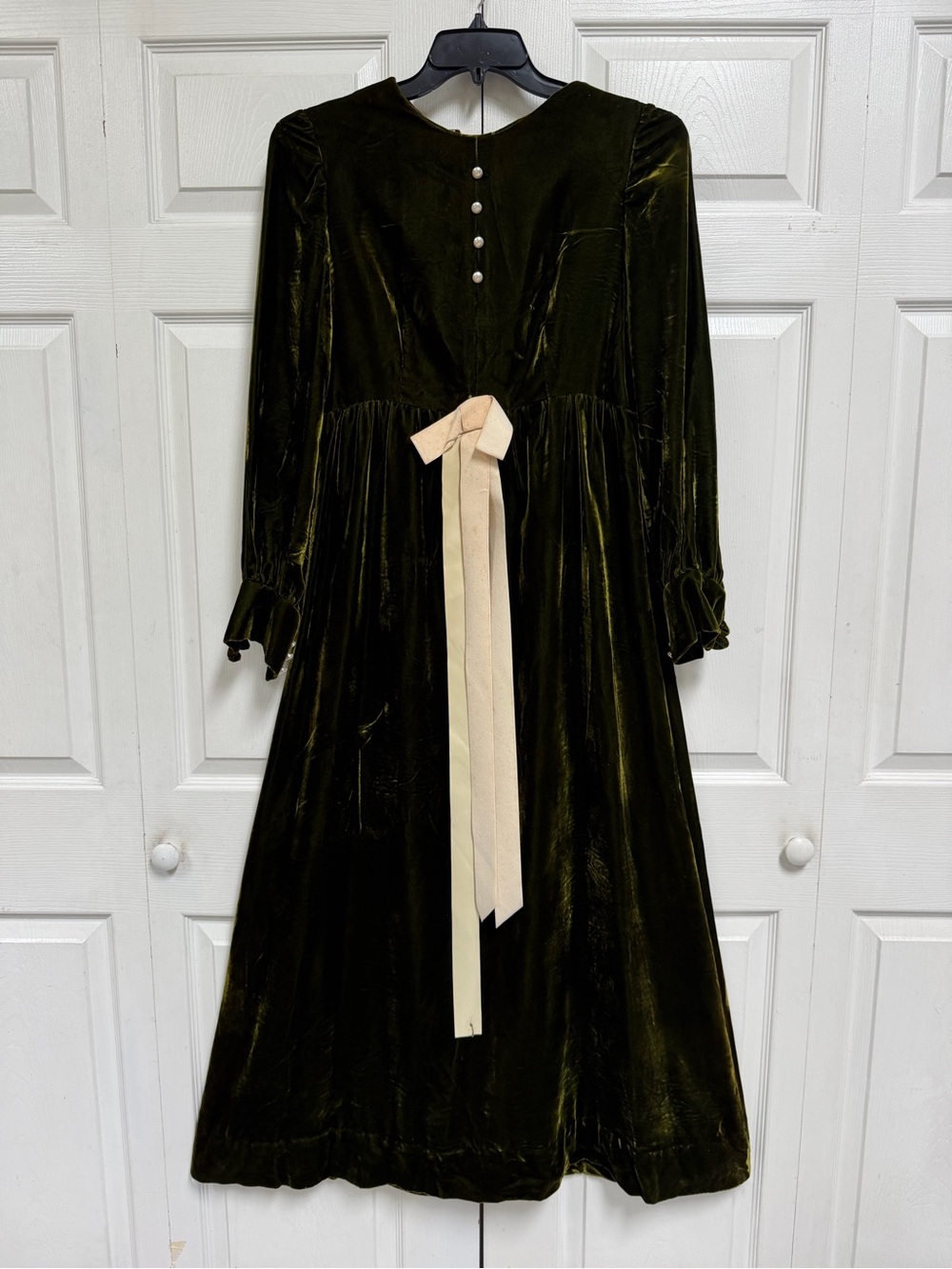 Olive Green Velvet Long Sleeve Maxi Dress with Cream Bow Vintage Size M - Picture 1 of 15